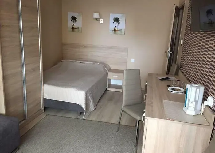Pokoje I Apartamenty \